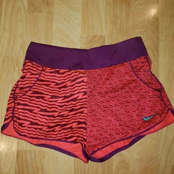 Nike Girl’s SM Dri-fit Athletic Shorts - Picture 2 of 5